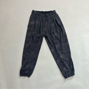 LULULEMON lightweight swish joggers